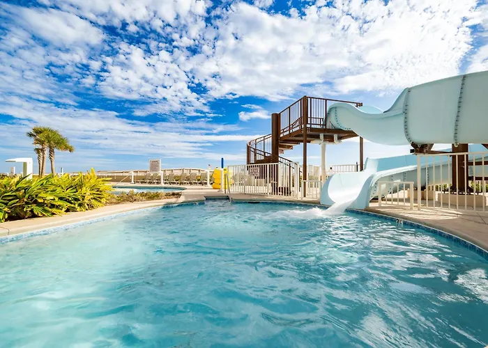Phoenix Gulf Towers 402 Apartment *